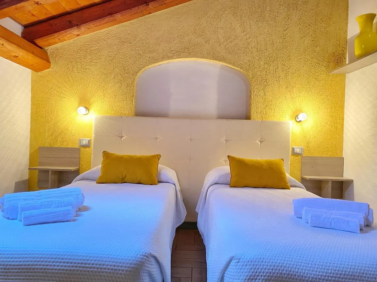 Gasthuis Gioia Guesthouse Càbras Italië