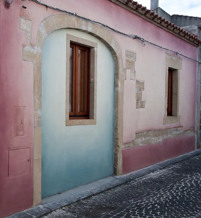 Gioia Guesthouse Càbras 0*,  Italië